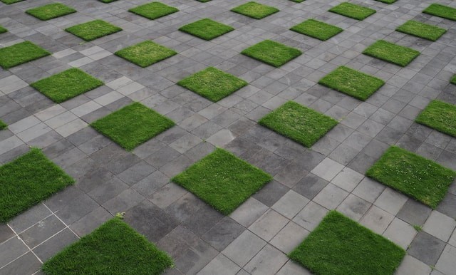 artificial lawn in cubes